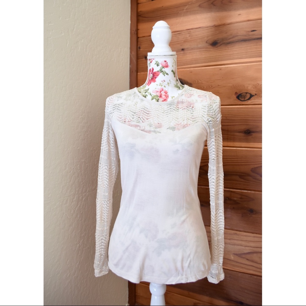 F21 Contemporary Chevron Crochet Lace Top long Sleeve Blouse